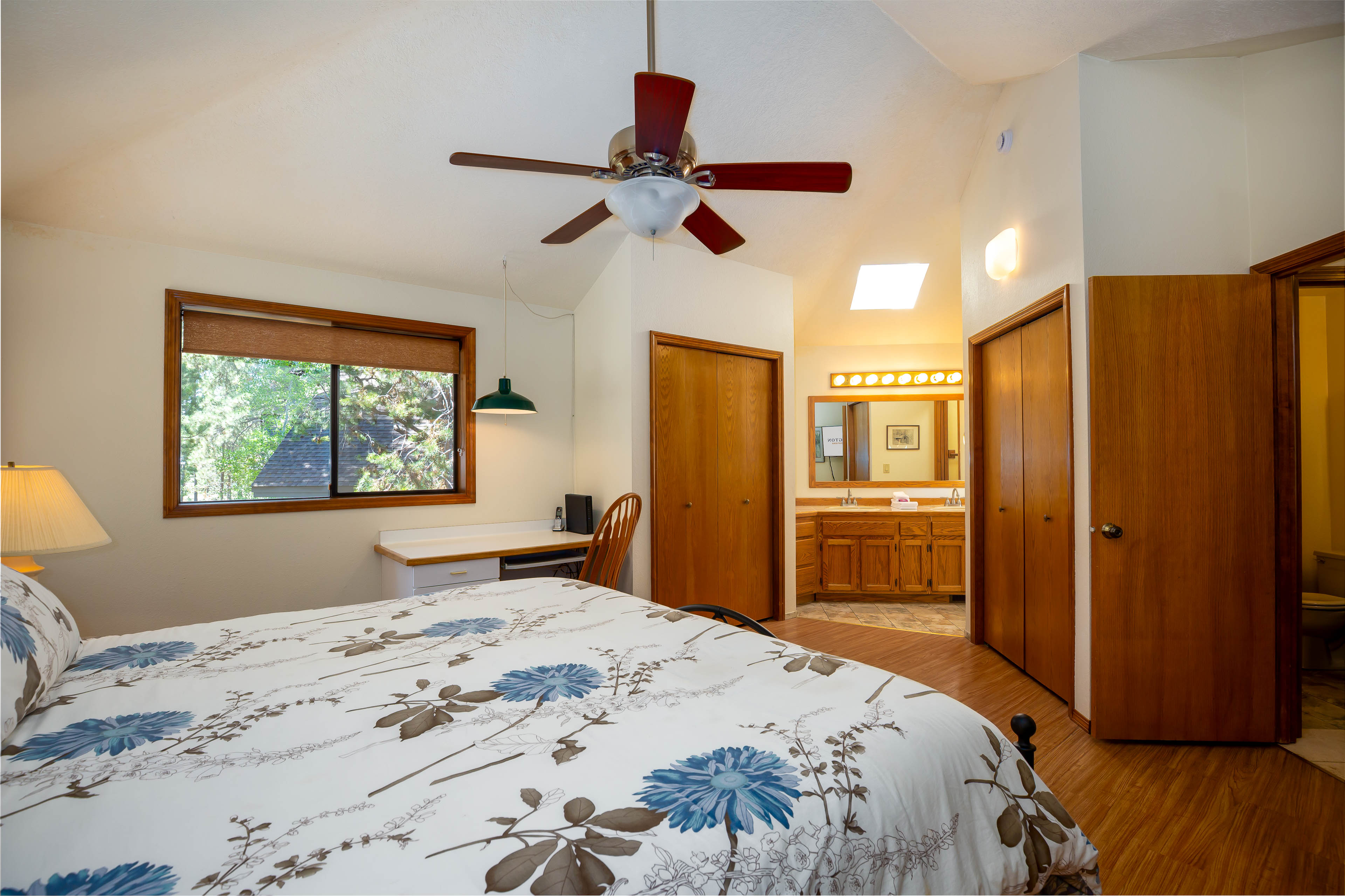 Ensuite King Bedroom - Main Level