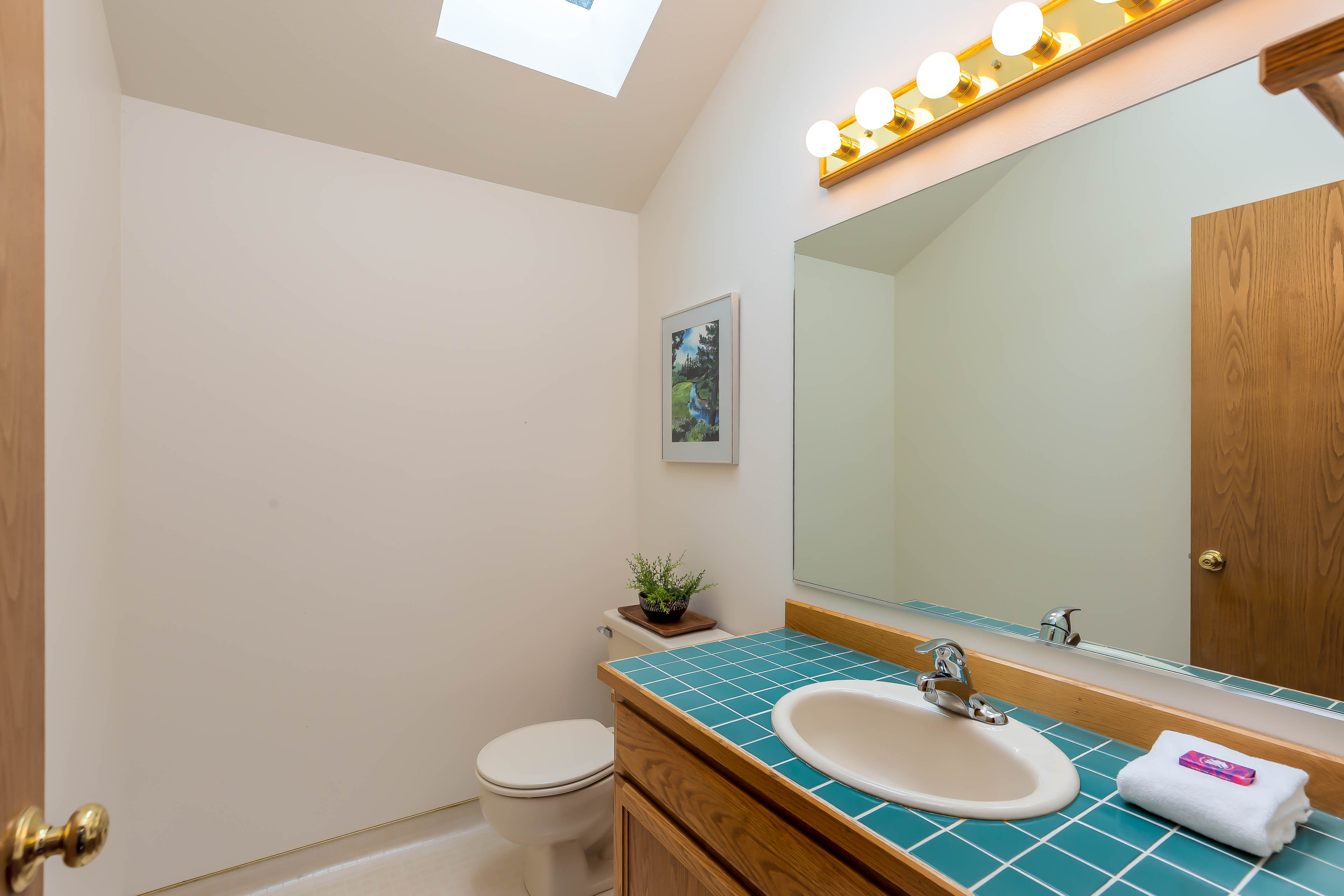 Guest Upstairs Half Bathroom