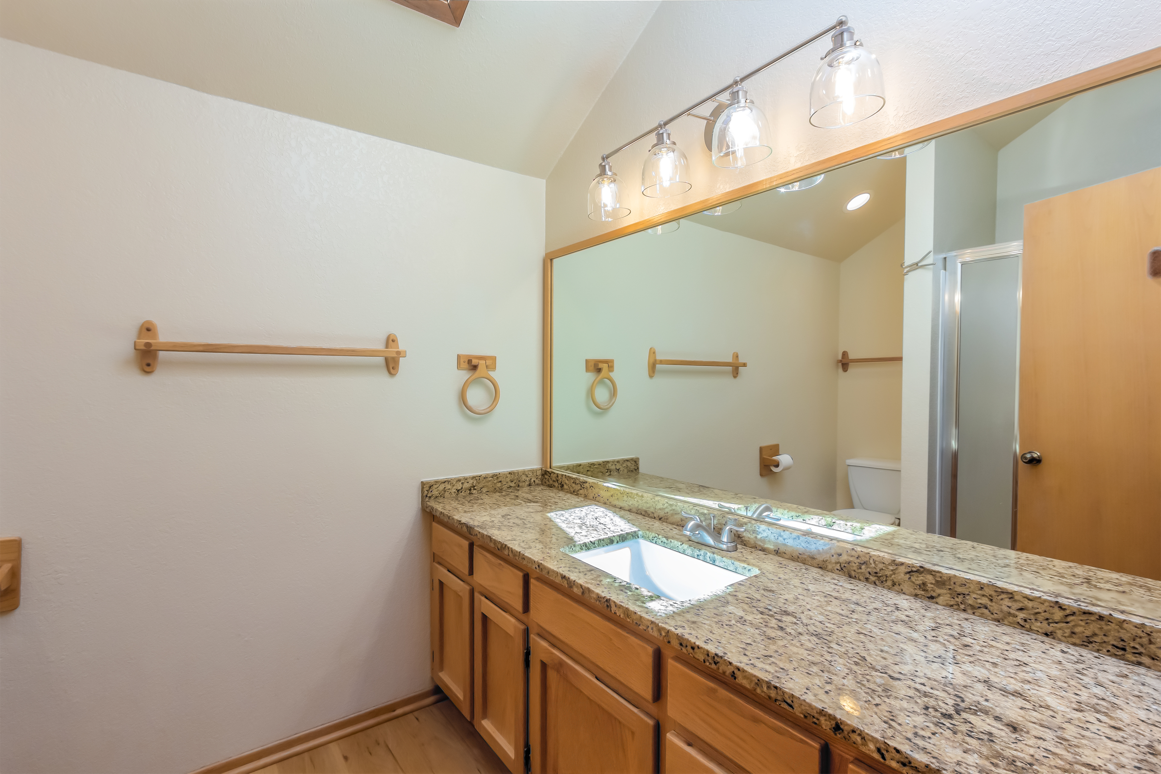 Full Bathroom - Upstairs