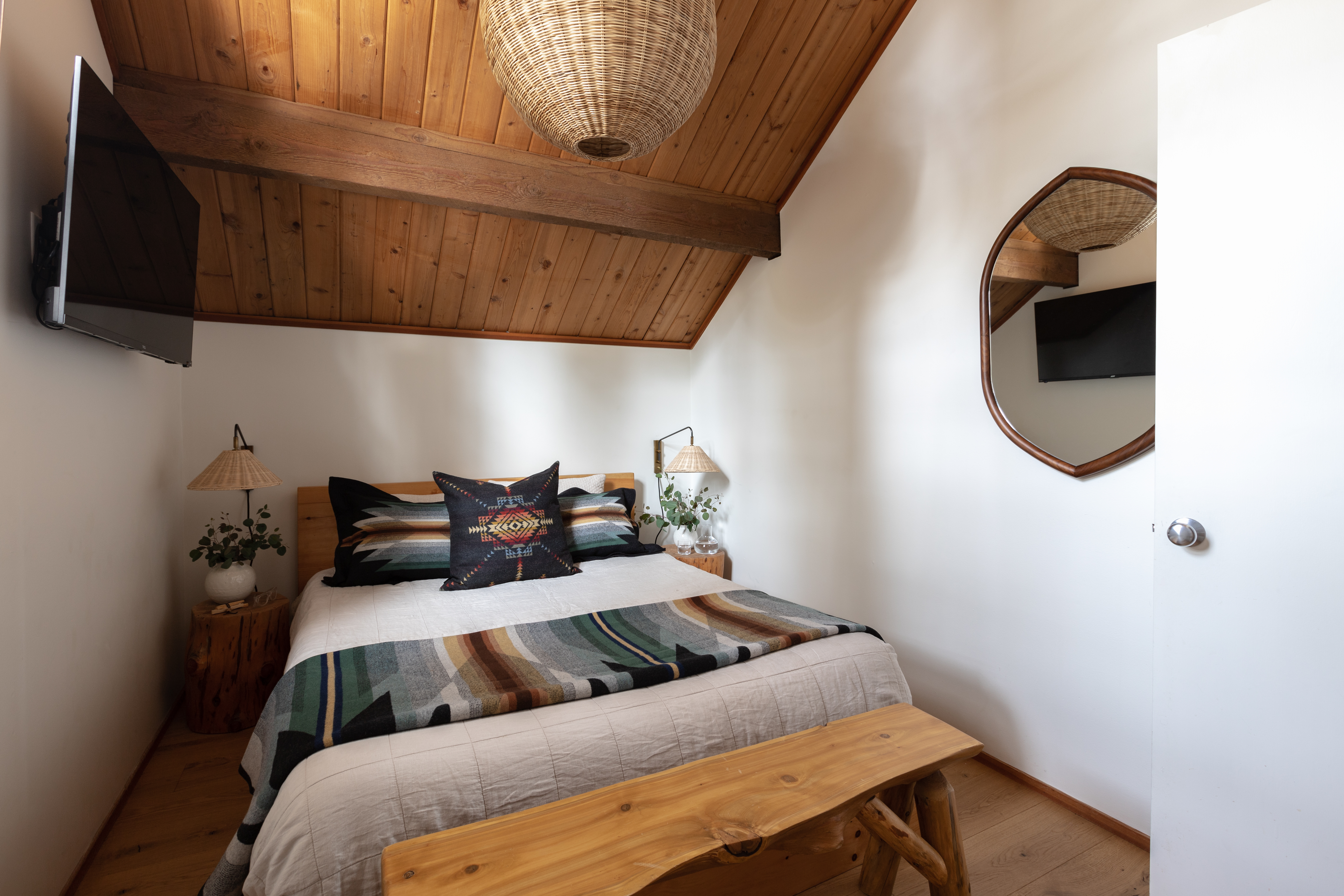 Upstairs Queen Bedroom